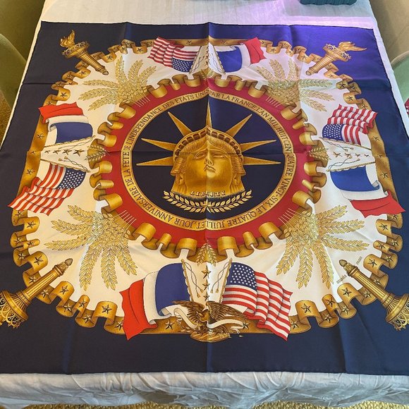 Vintage Hermes Scarf Carré Liberty 1986 By Joachim Metz - Picture 1 of 3